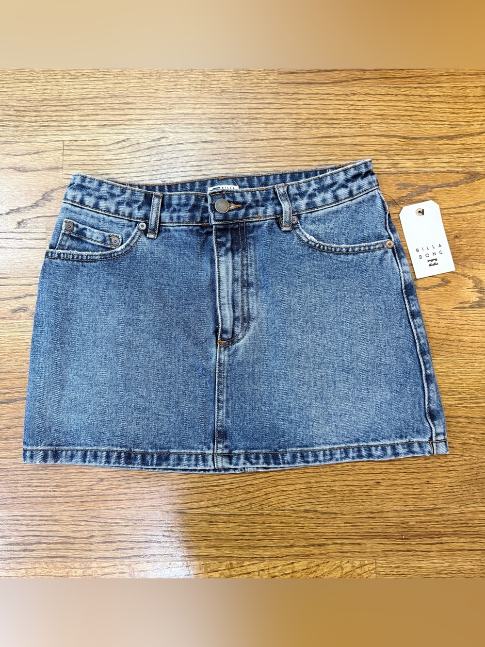 NWT Billabong Marina Denim Mini Skirt Women's Size M/10 Medium Wash
